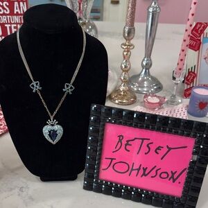 Betsey Johnson Silver and Blue Queen of  Hearts Necklace